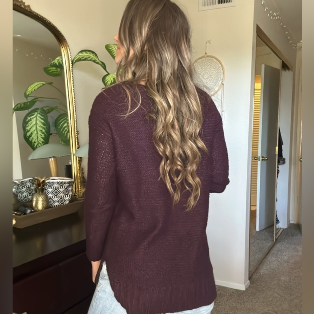 Maroon sweater small - Picture 3 of 5